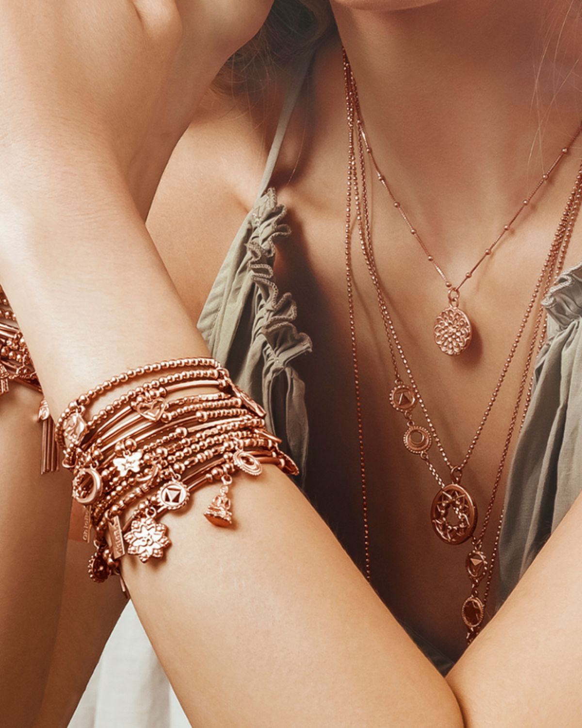 Rose Gold Là Màu Gì