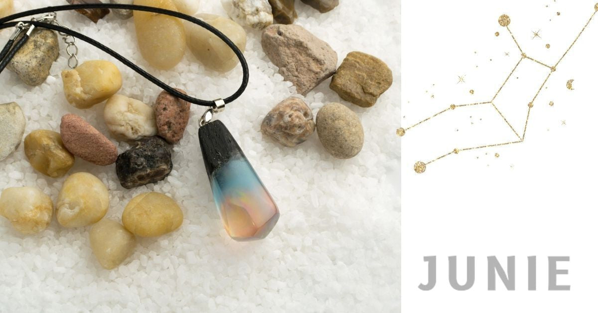 Bật mí cách lựa chọn mặt dây chuyền cung xử nữ để Thu Hút vận may