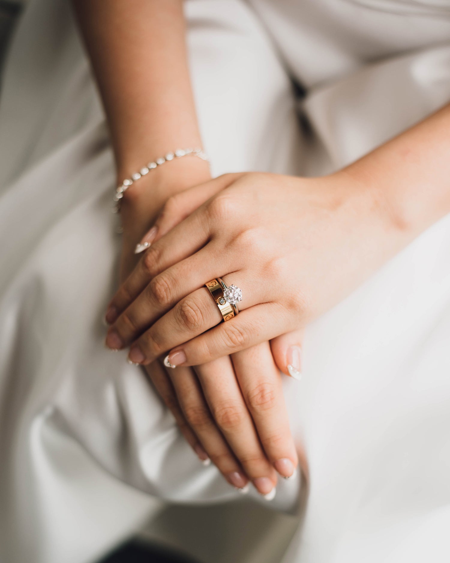 Cách Đeo Nhẫn Cưới