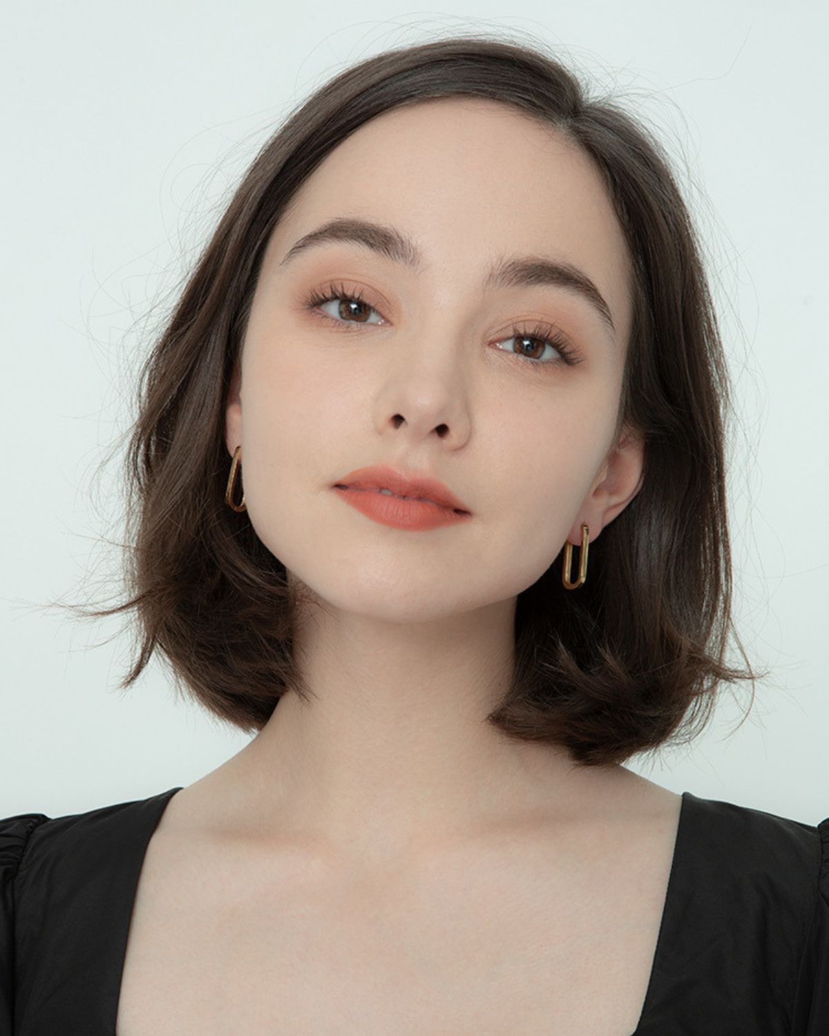 Bạch Kim Với Vàng Trắng