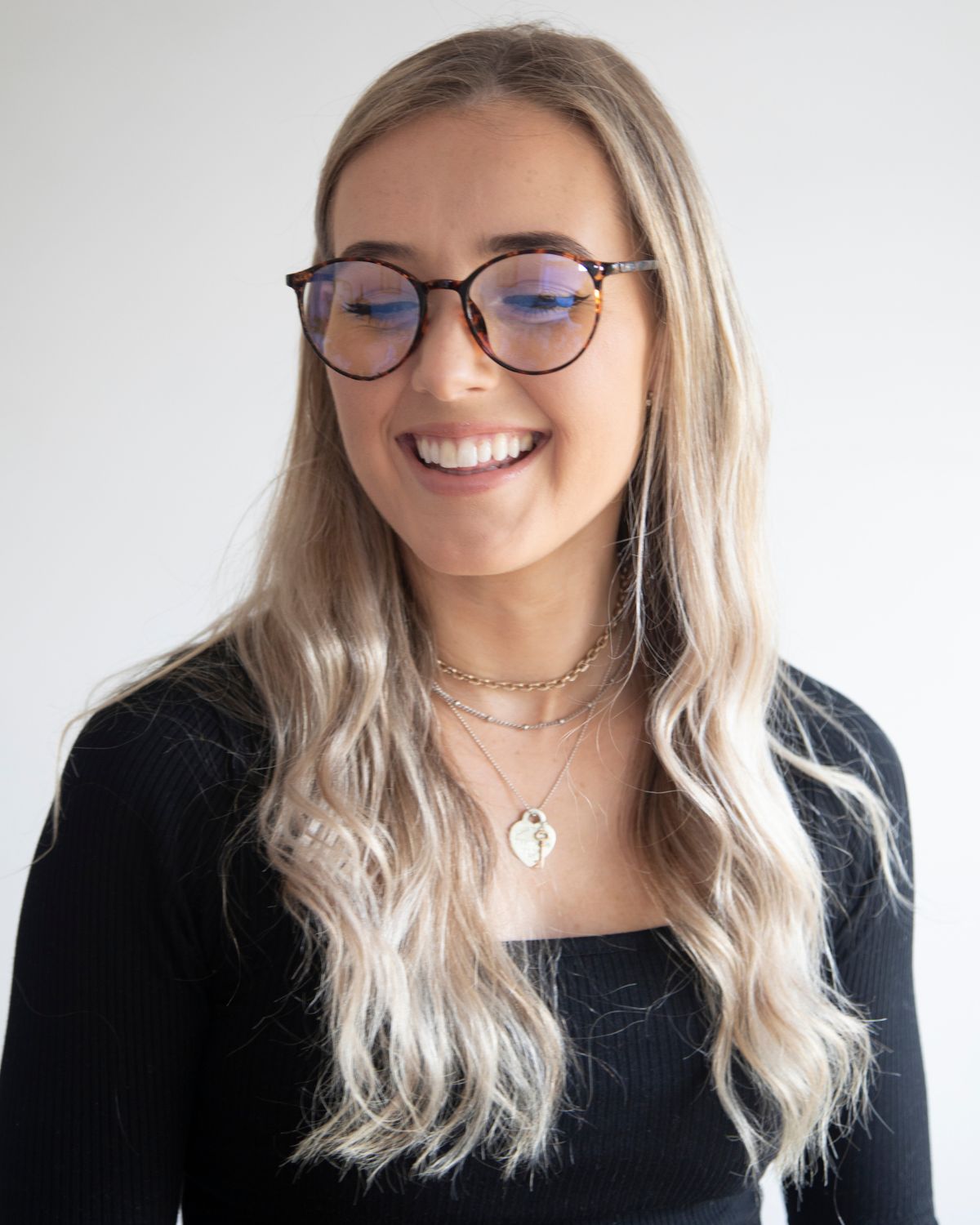 dây chuyền bạc bị chuyển màu đồng