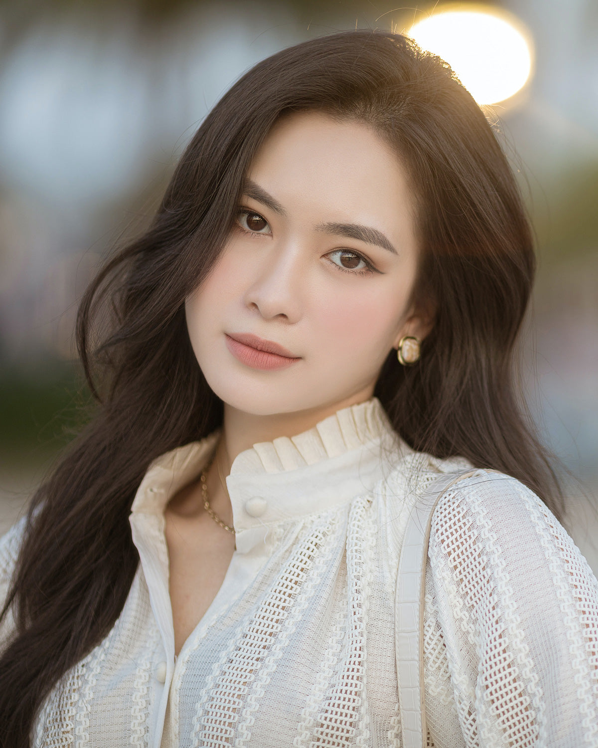 đeo khuyên tai có tốt không