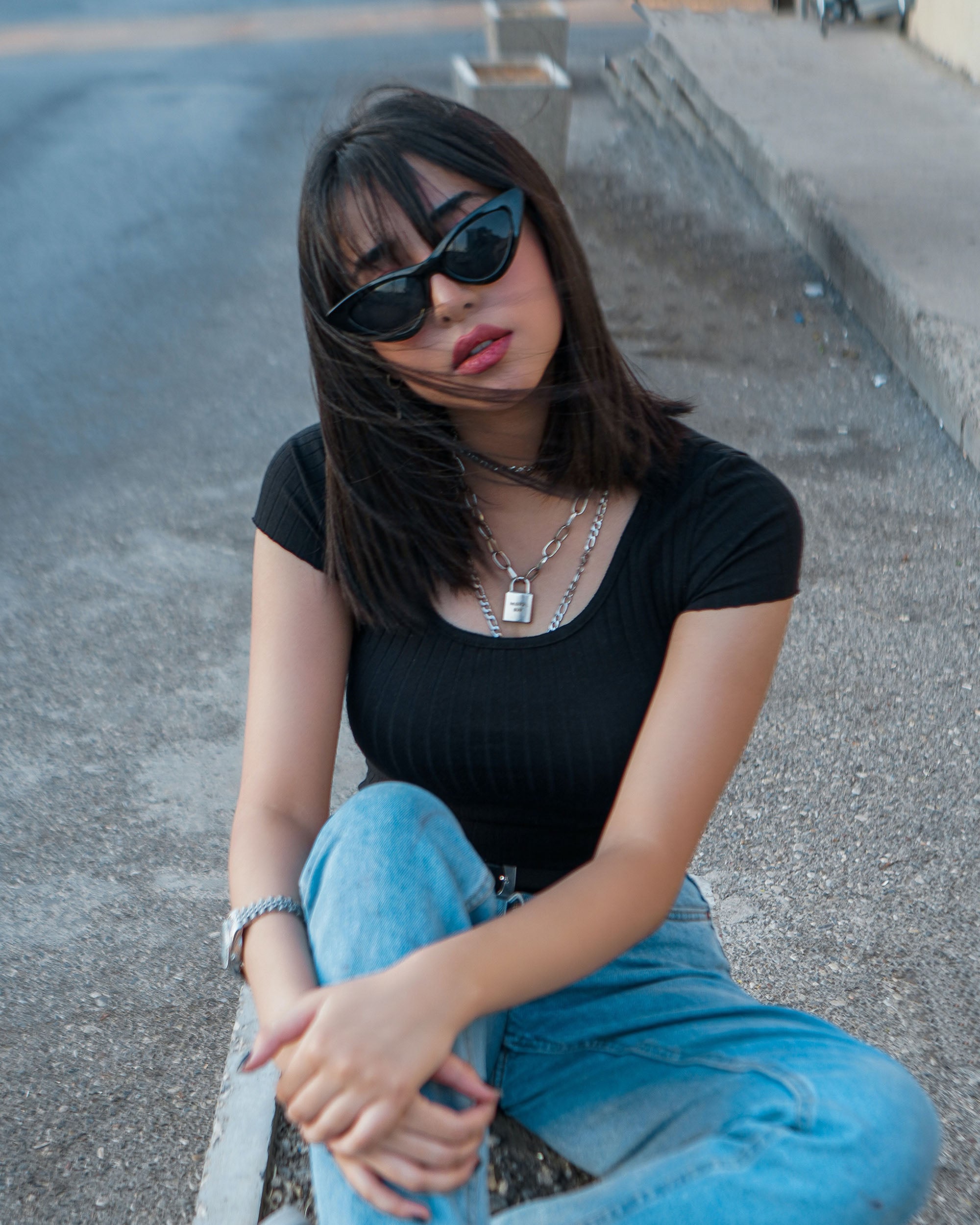 Đeo Trang Sức Bản To