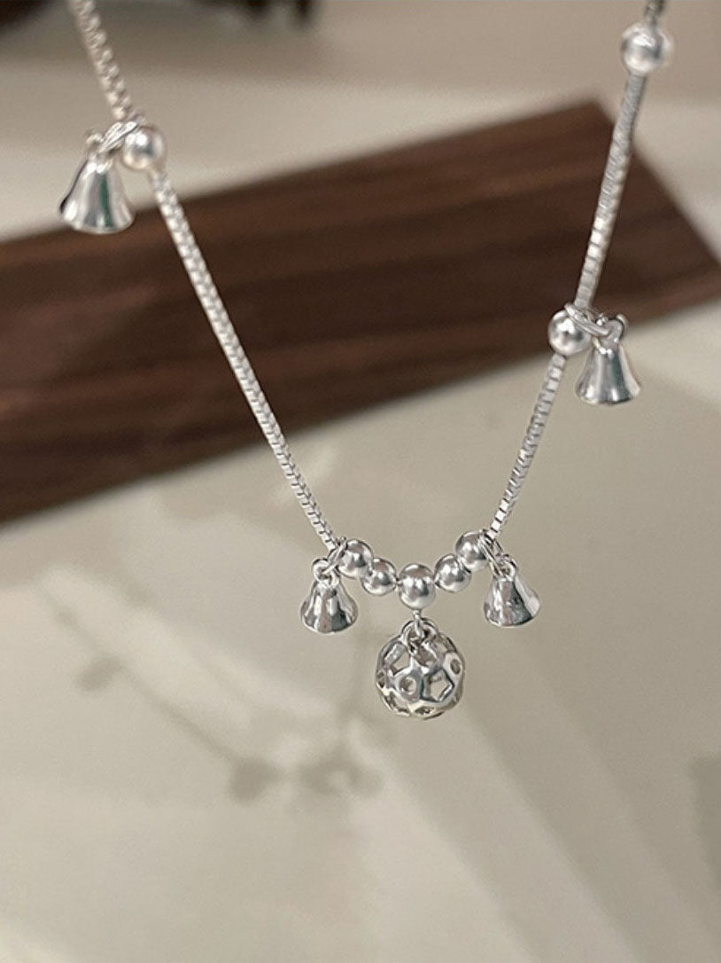 Lắc chân Artemis