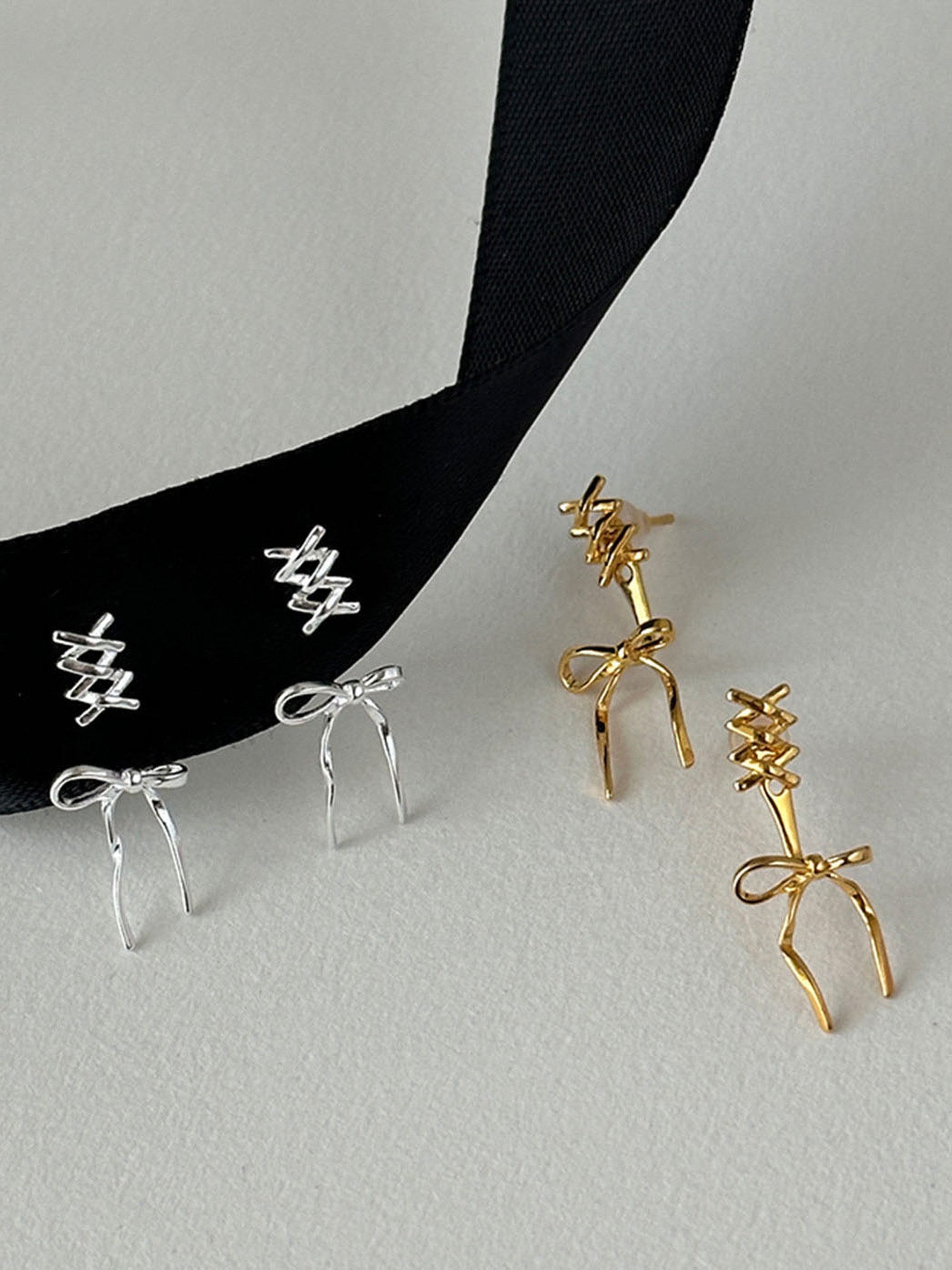 màu bạc và màu vàng của harmony