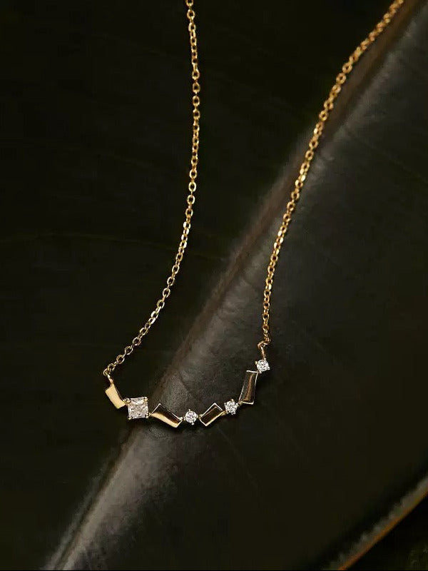 Dây chuyền Lunar