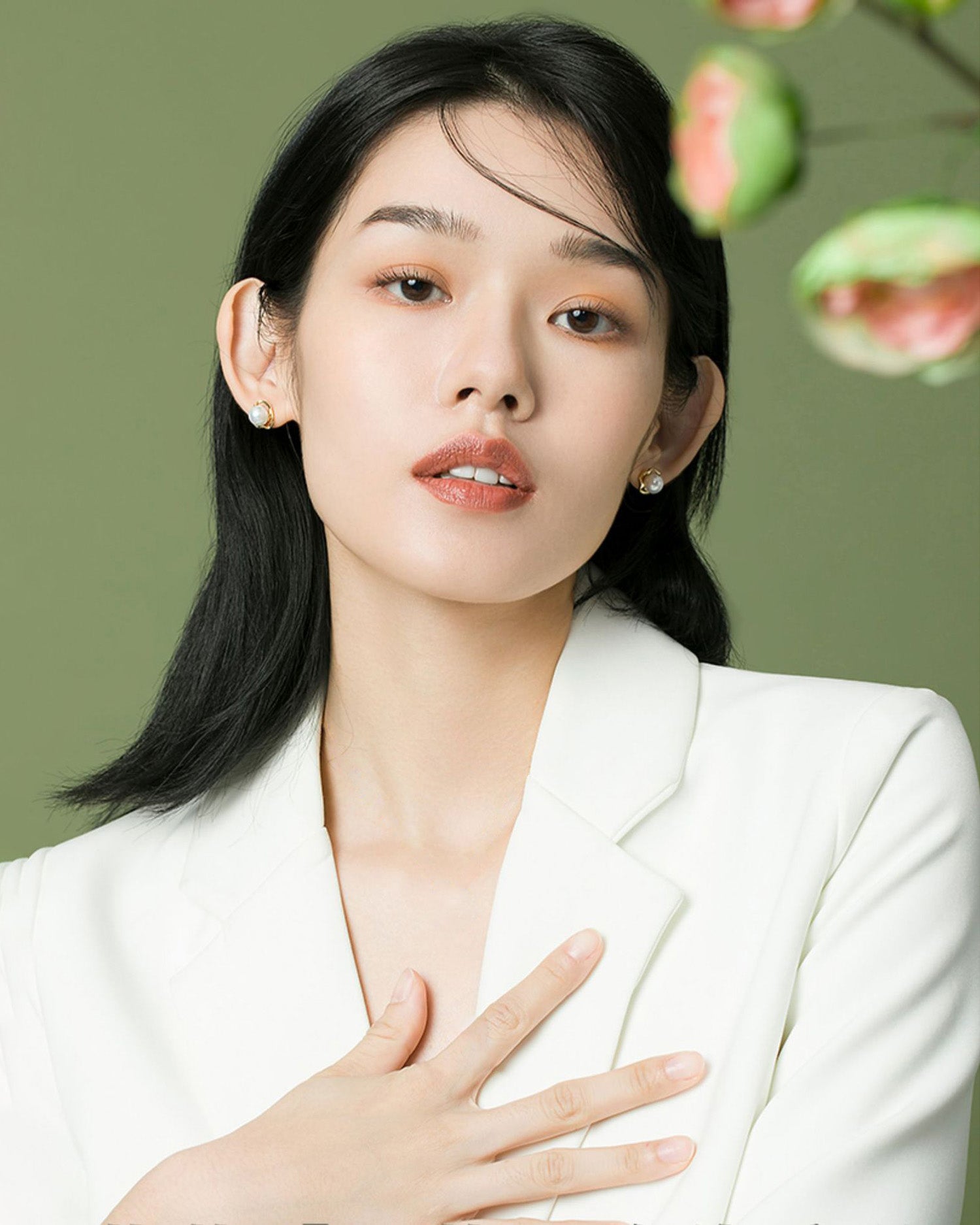 Bông tai Camellia
