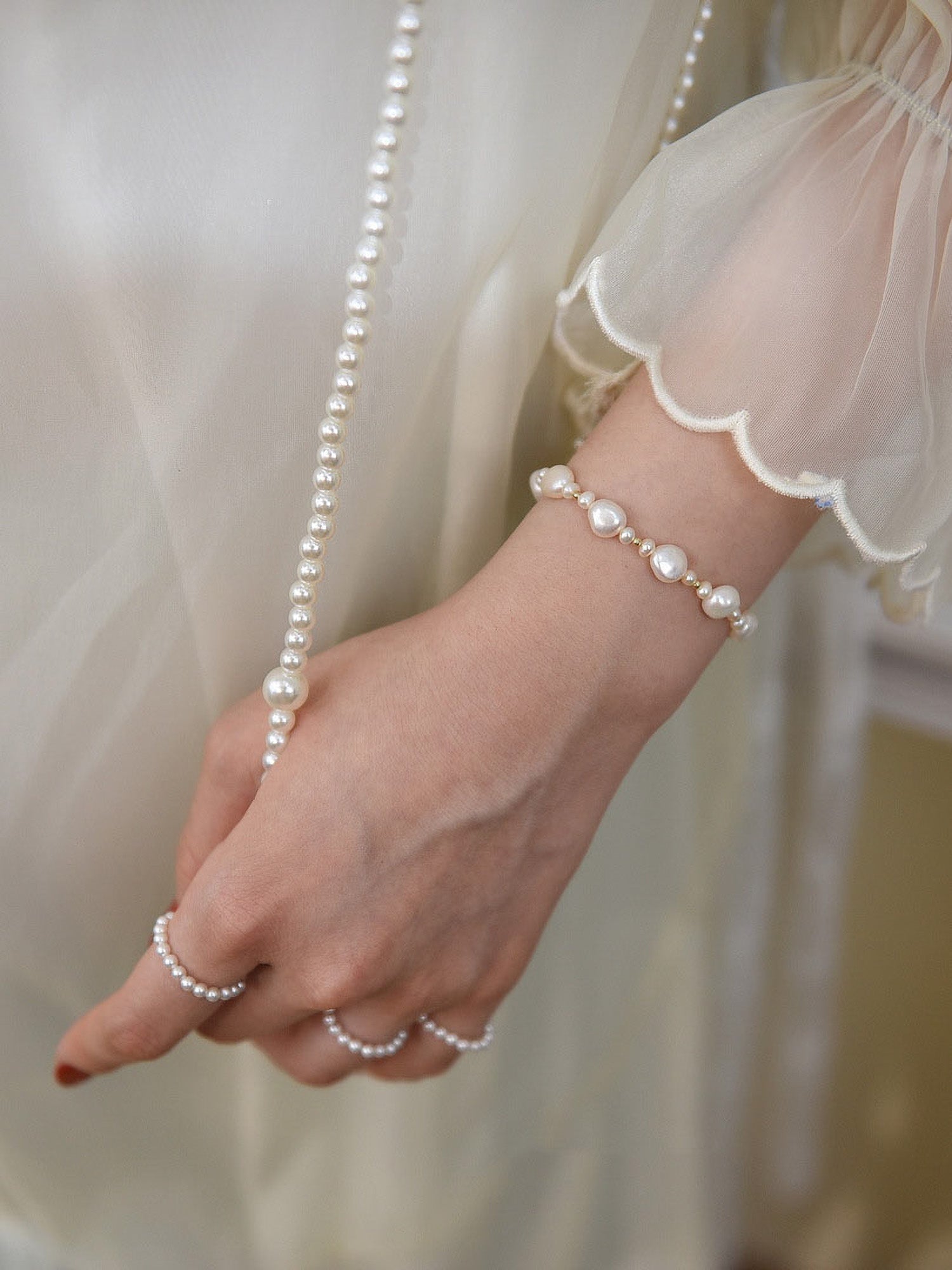 sự kết hợp vô cùng tinh tế của những hạt ngọc trai