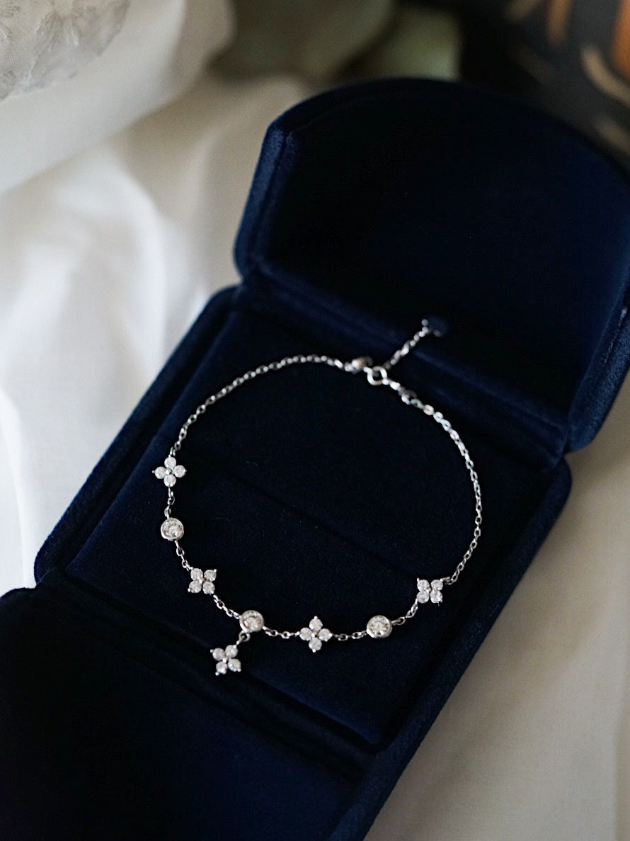 Vòng tay Bonnie Bạc