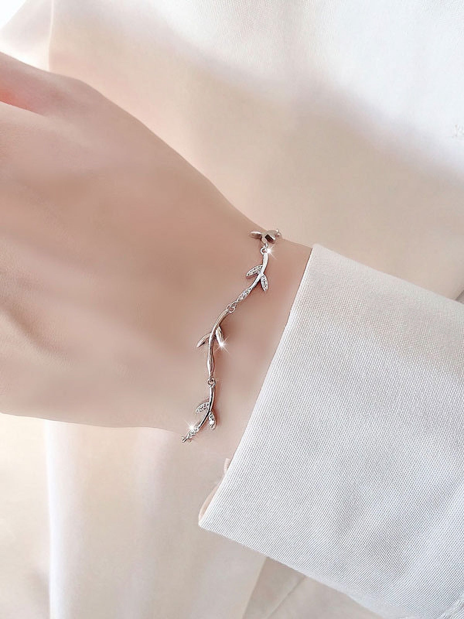 tỏa sáng rực rỡ cùng chiếc vòng