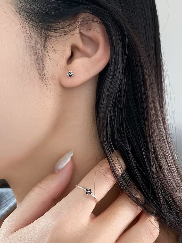 Bông tai Rebecca