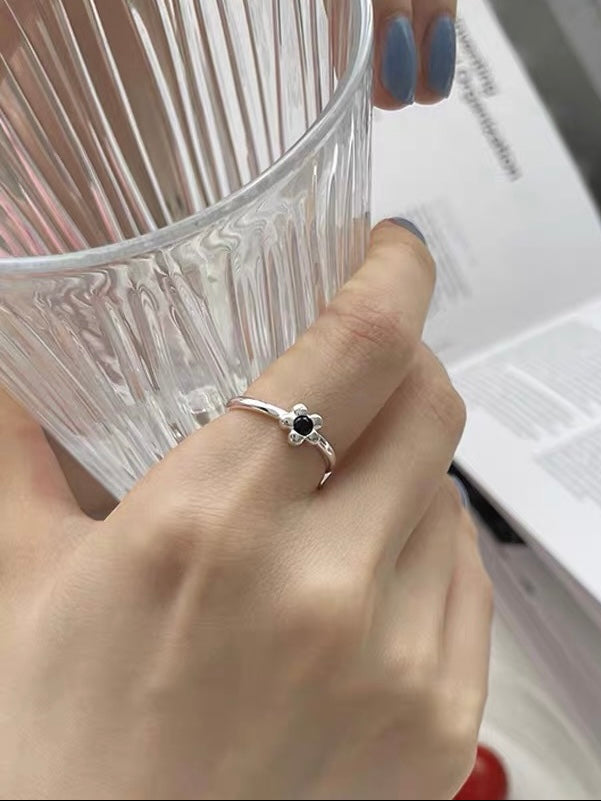 Nhẫn Melissa