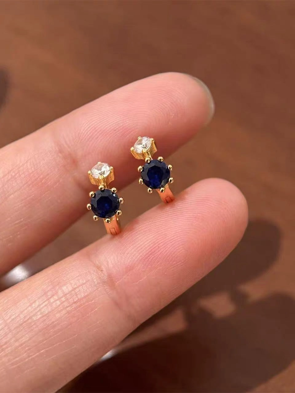 Bông tai Beatrice