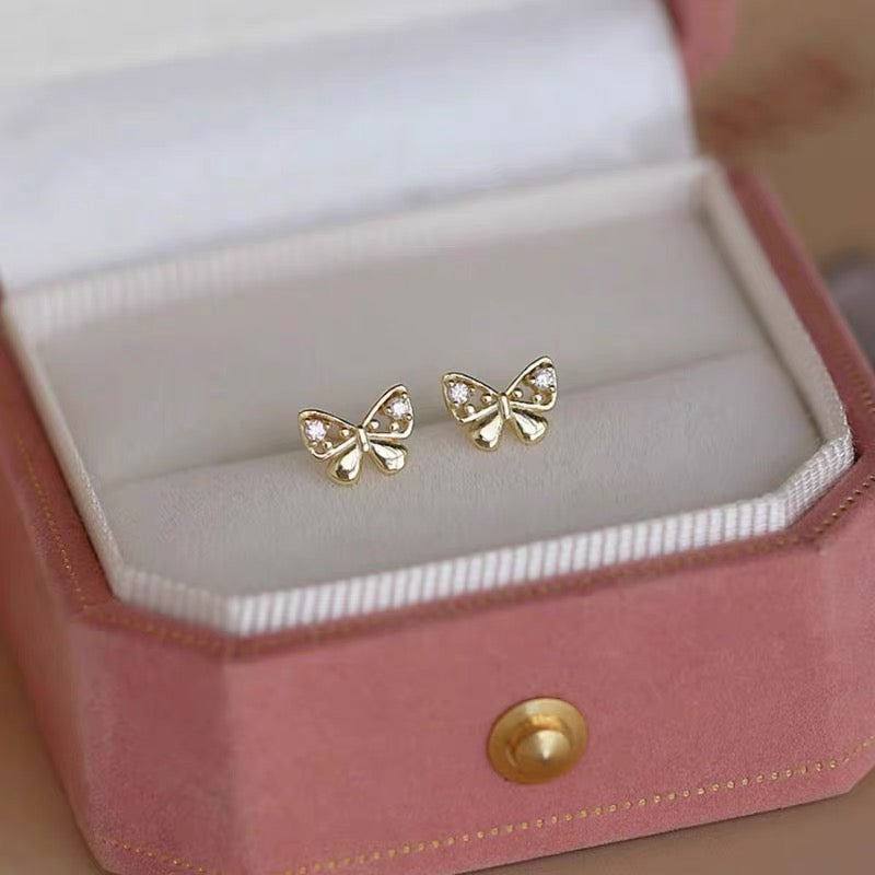 Bông tai Lilly
